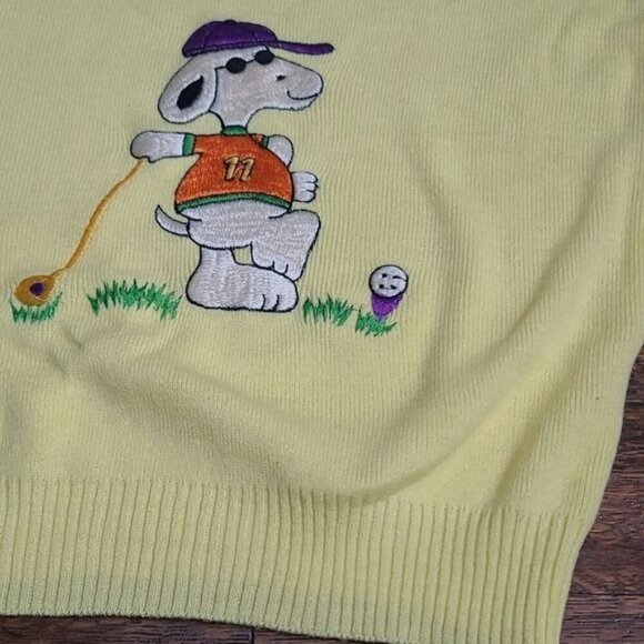 Vintage NWT 70s Snoopy Peanuts  Yellow Sweater - Picture 11 of 12